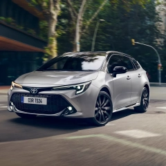 Wynajem długoterminowy samochodów TOYOTA COROLLA TS COMBI HYBRID  I Wrocław Dealer Toyota Nowakowski Bielany