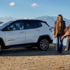 Car rental JEEP COMPASS 4XE PLUG-IN HYBRID I Dealer Jeep Chwaliński Opole I Rent before you buy