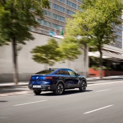NEW CITROEN C4X HYBRID I Car rental / leasing / sublease Citroen I Dealer Citroen Mikołajczak Bydgoszcz I Rent before you buy